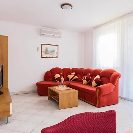 With A Parking Space Stinjan, - 15560 Apartment Pula