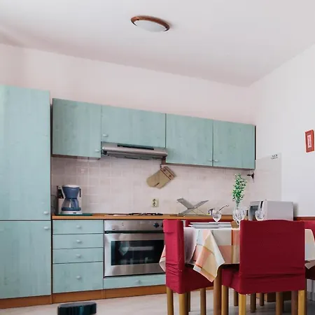 With A Parking Space Stinjan, - 15560 Apartmán