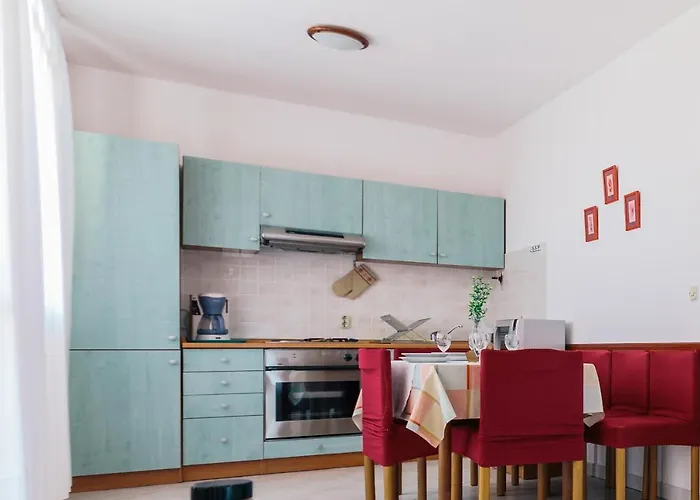 With A Parking Space Stinjan, - 15560 Apartmán