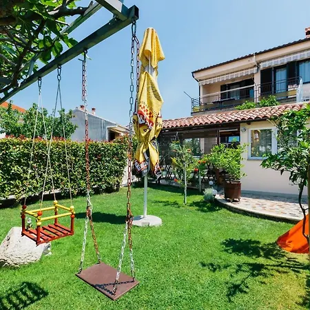 Апартаменты With A Parking Space Stinjan, - 15560